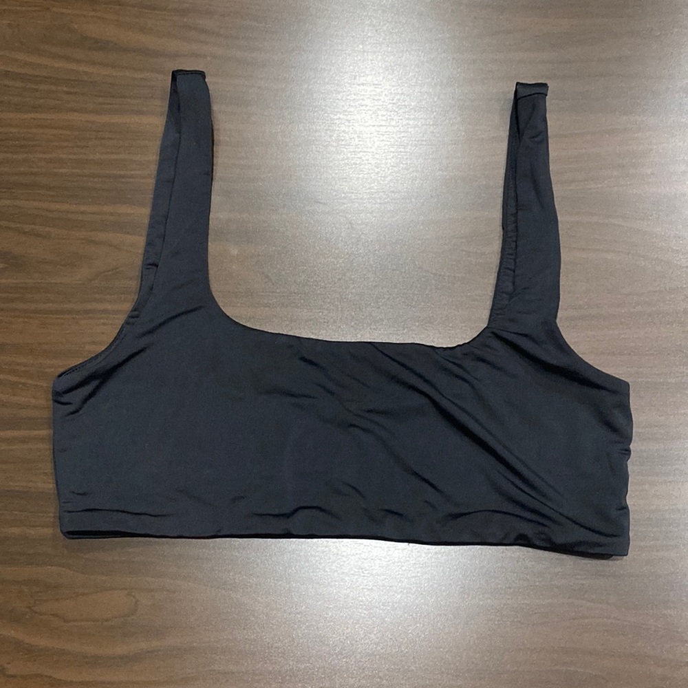 Majorelle black ultra crop top
